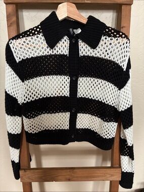 Cropped Open-Knit Stripe Cardigan Sweater - Black & White by Divide Sz Xs
